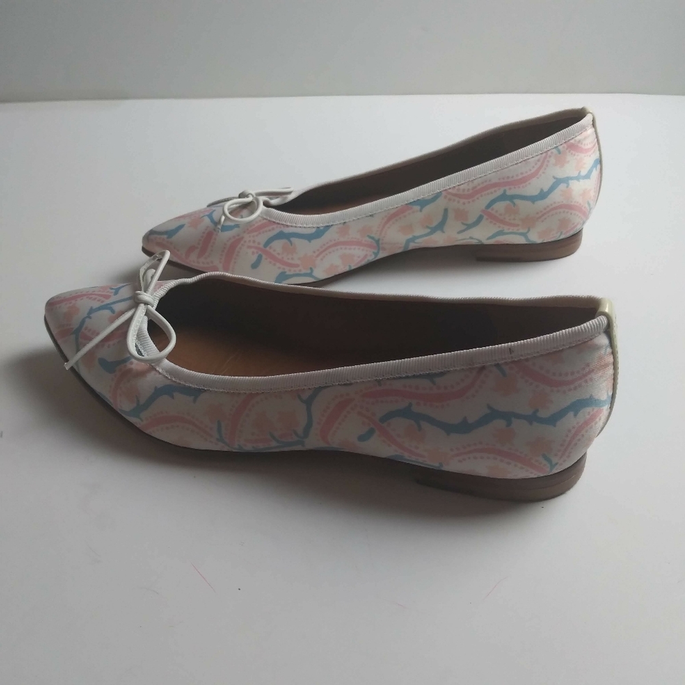 Margaux x Happy Menocal Ivory Pattern Pointed Toe Flats size 37.5
